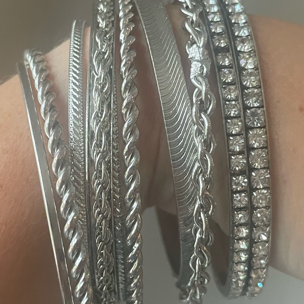 Elegant Silver Bracelet Set